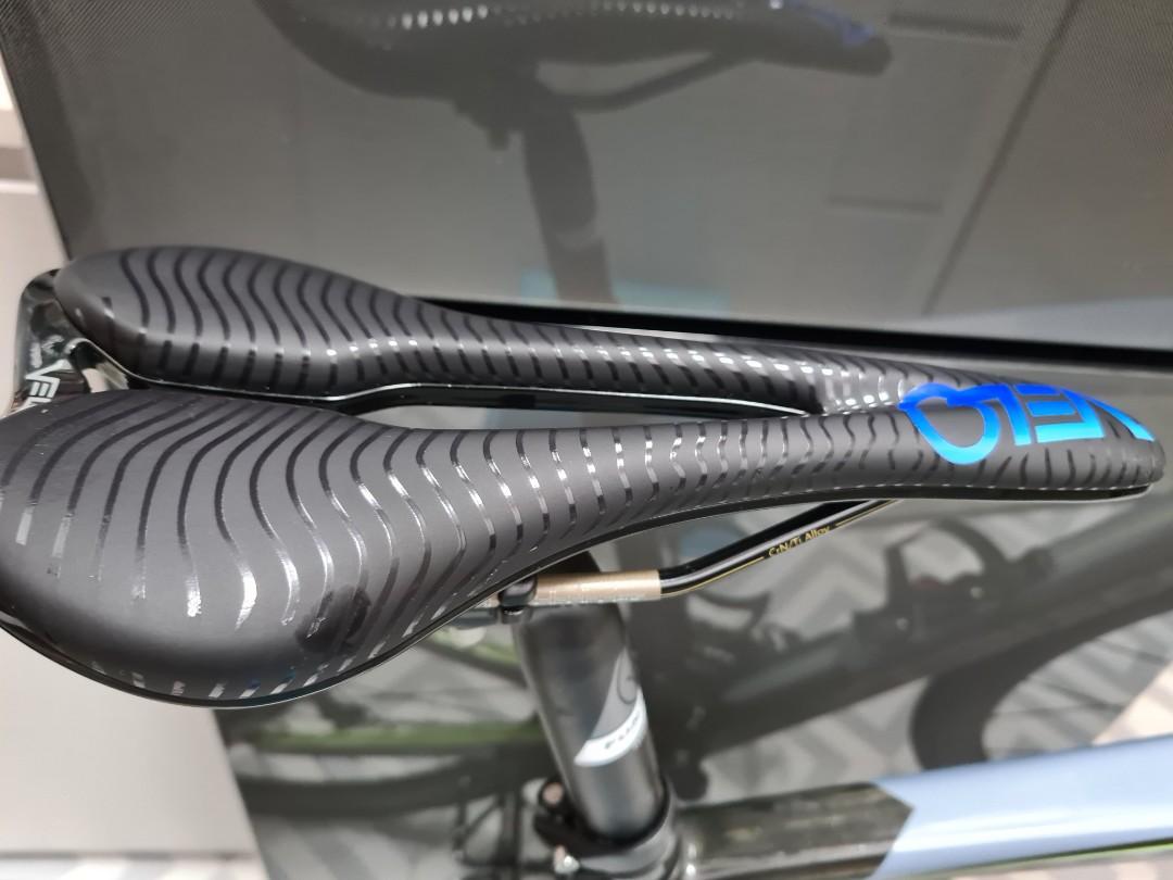Velo Angel Fly saddle