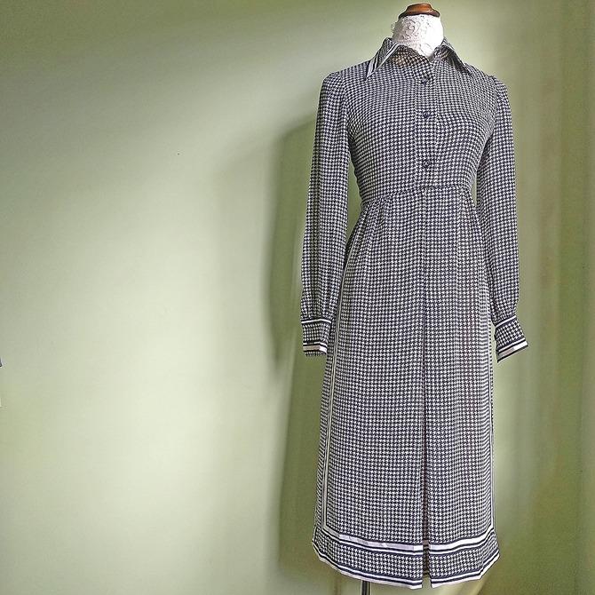 VINTAGE HOUNDSTOOTH DRESS S Women s Fashion Muslimah Fashion Dresses on Carousell