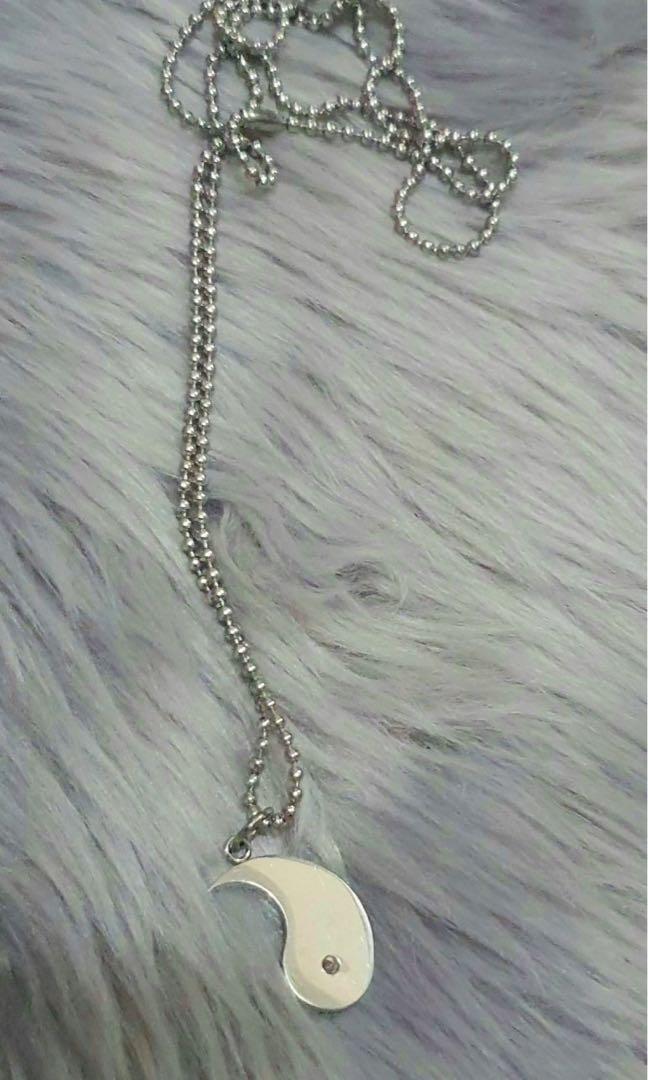 silver necklaces for sale