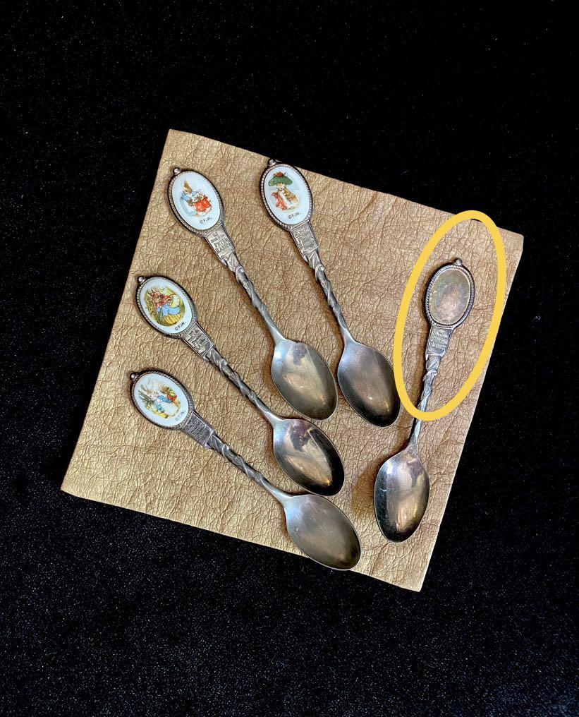 5pcs World of Peter Rabbit Teaspoon (Category: Dinnerware & Cutlery) located in Paranaque City. Submitted by sfairyboutique (Listing ID 1072150307, Image 1). Description: 5pcs World of Peter Rabbit Teaspoon -collector’s item, no other inclusions -Used, 1teaspoon no ceramic plate -Stainless Steel 🧚‍♀️P360.