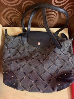 (Category: ) located in . Submitted by hasyapreloved (Listing ID 1072169753, Image 1). Description: .