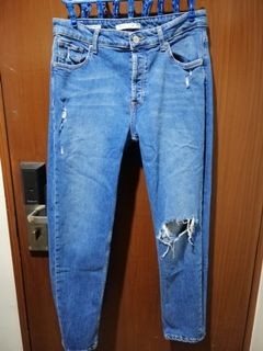 (Category: ) located in . Submitted by fishcake1993 (Listing ID 1072317949, Image 1). Description: .