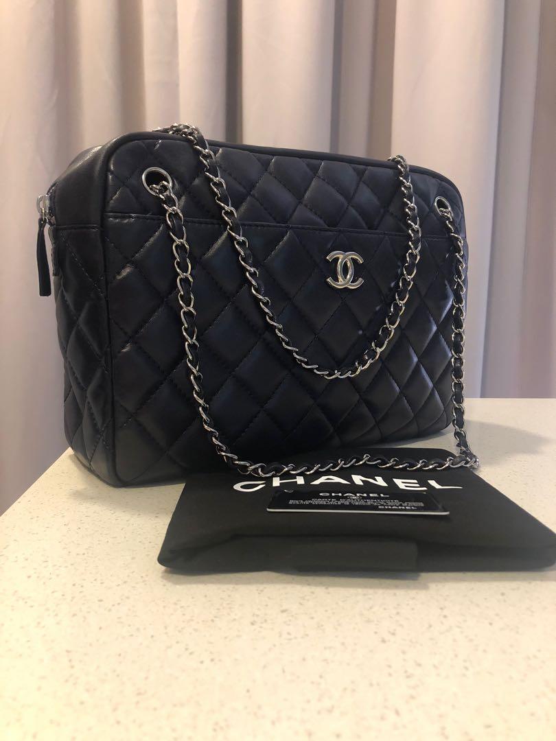 Chanel classic shop camera case