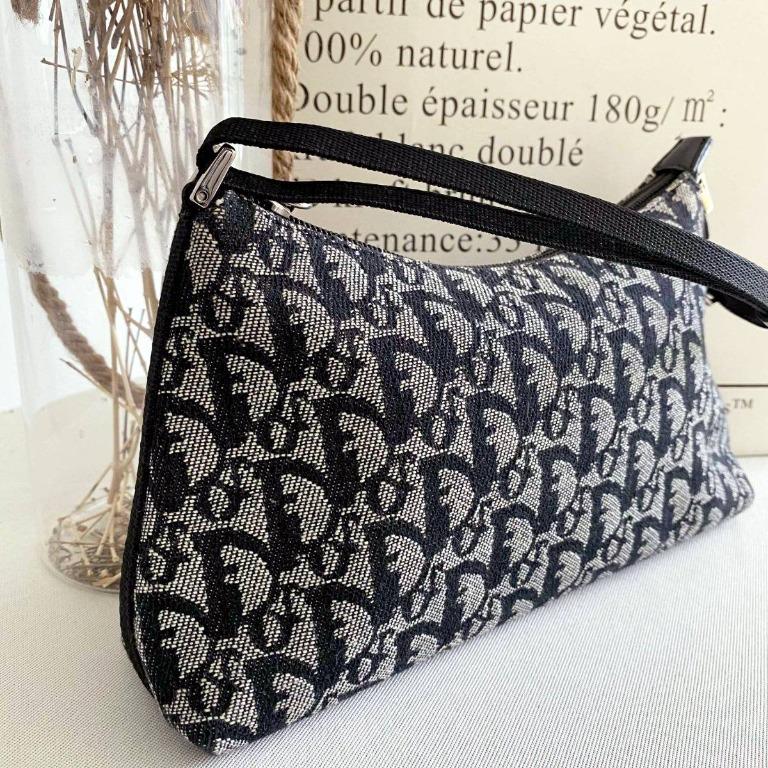 Dior hotsell oblique pochette