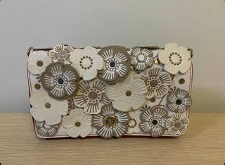 （分類：）位於 。 由 tm_shopping 提交（商品編號 1072304686，圖片 1）。簡介： 。