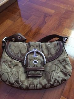 (Category: ) located in . Submitted by tooblessed (Listing ID 1072110951, Image 1). Description: .