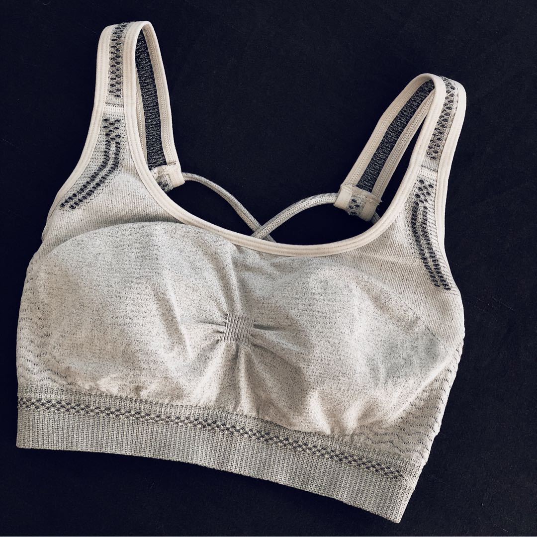 george gray sports bra, Women's Fashion, Activewear on Carousell