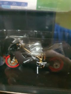 (Category: ) located in . Submitted by ducati916 (Listing ID 1072170184, Image 1). Description: .