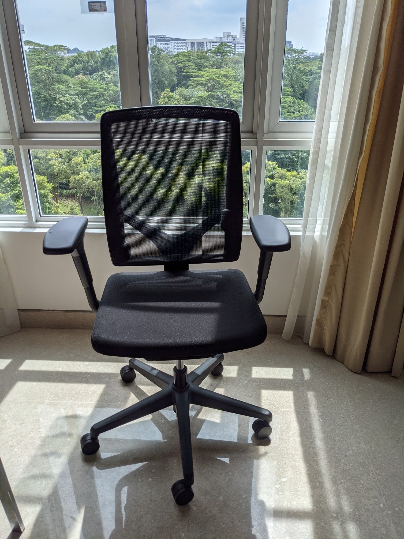 Ergonomic acclaimed office chair Allsteel Relate Chair Furniture