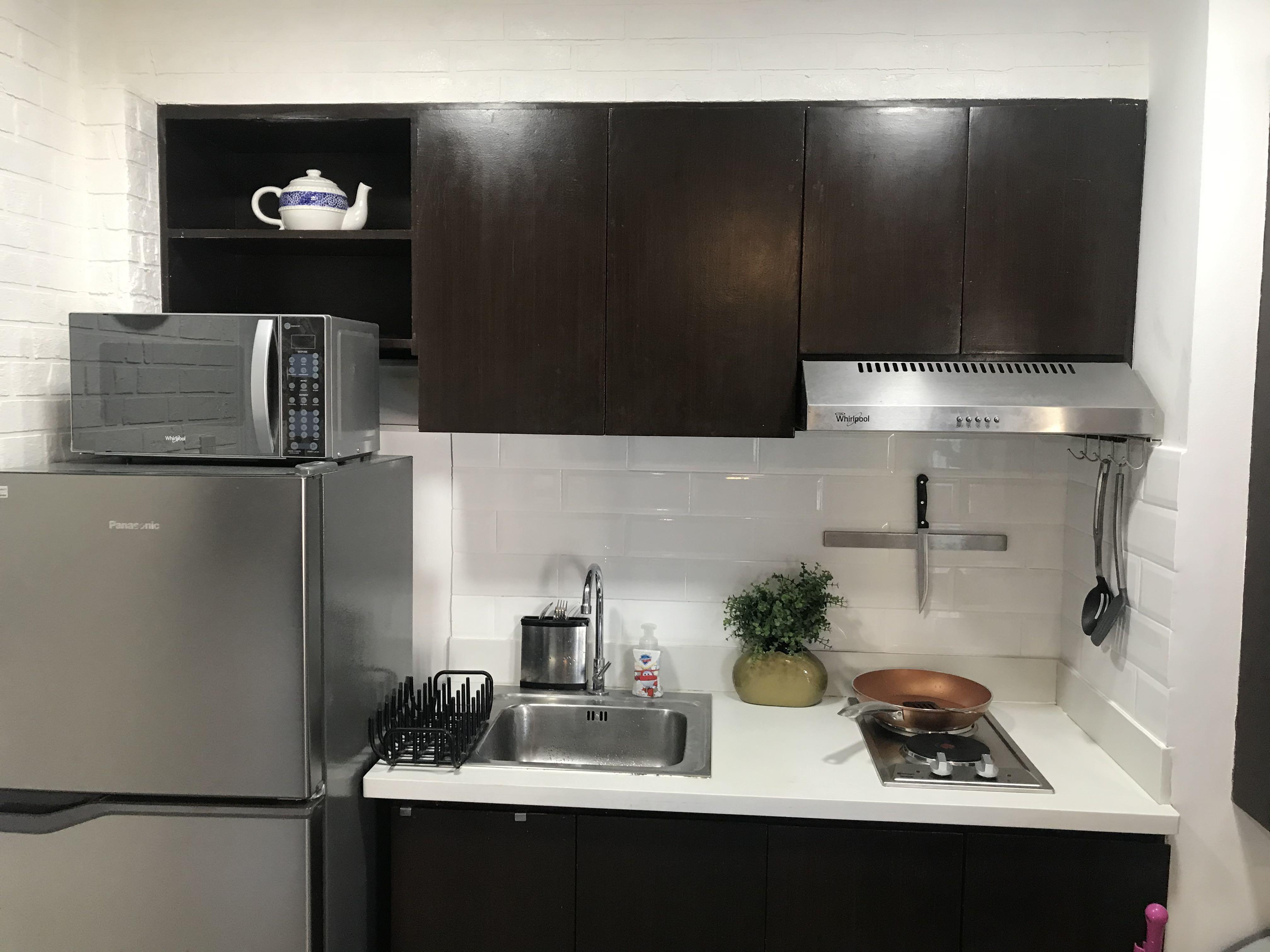 Fort Victoria bgc (Category: Apartments & Condos) located in Quezon City. Submitted by guccisia (Listing ID 1072115210, Image 2). Description: 2 bedroom, 2 bathrooms Fully furnished.