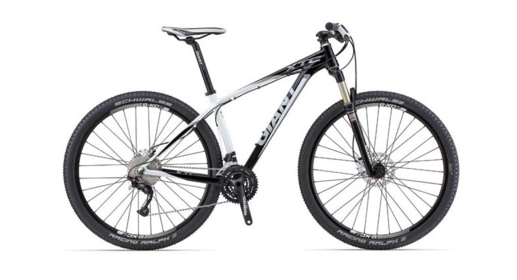 Giant bike black and white online