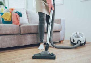 HOUSE CLEANING SERVICES