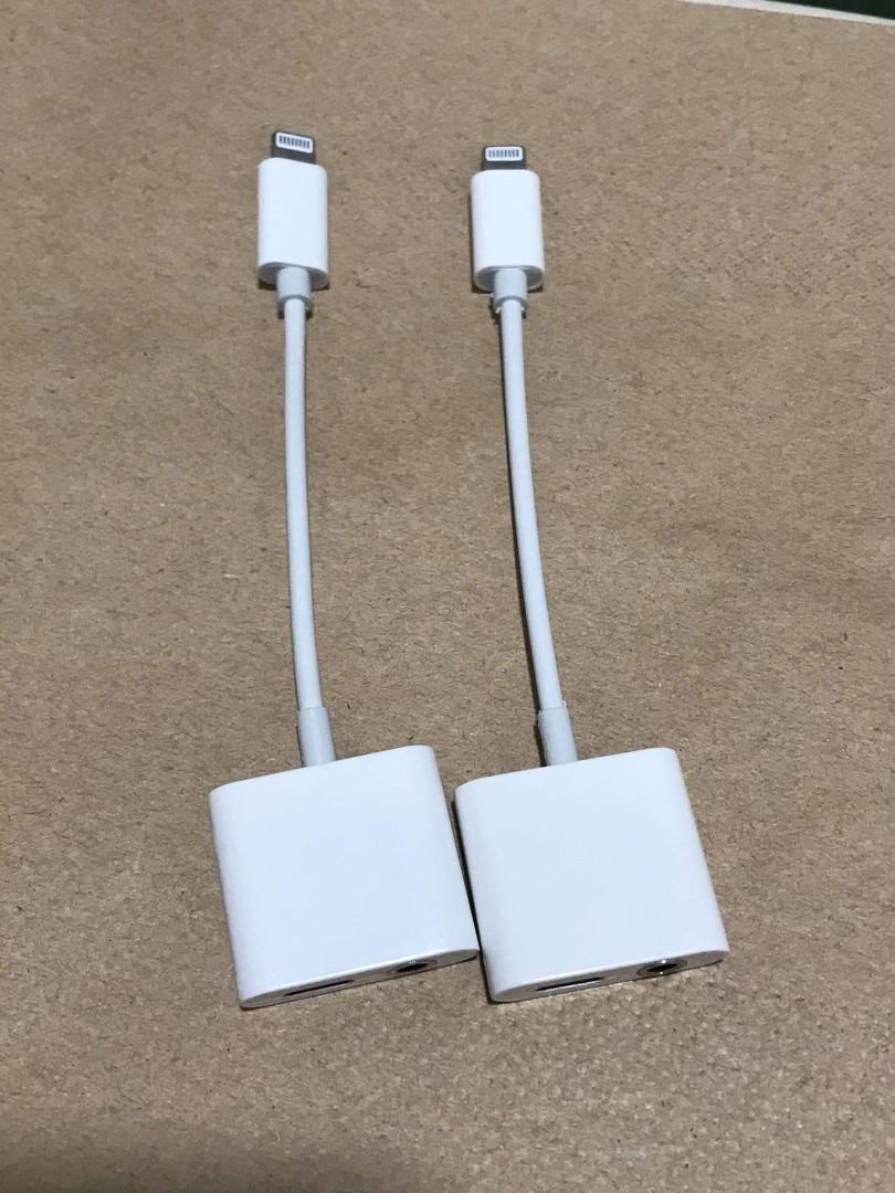 iPhone Splitter Adapter 3.5mm Lightning Earpods (Category: Chargers & Cables) located in San Juan City. Submitted by ajplata (Listing ID 1072255287, Image 1). Description: iPhone Splitter Adapter 3.5mm Lightning Earpods For Php 250 Brand new We accept resellers For pick up or delivery.
