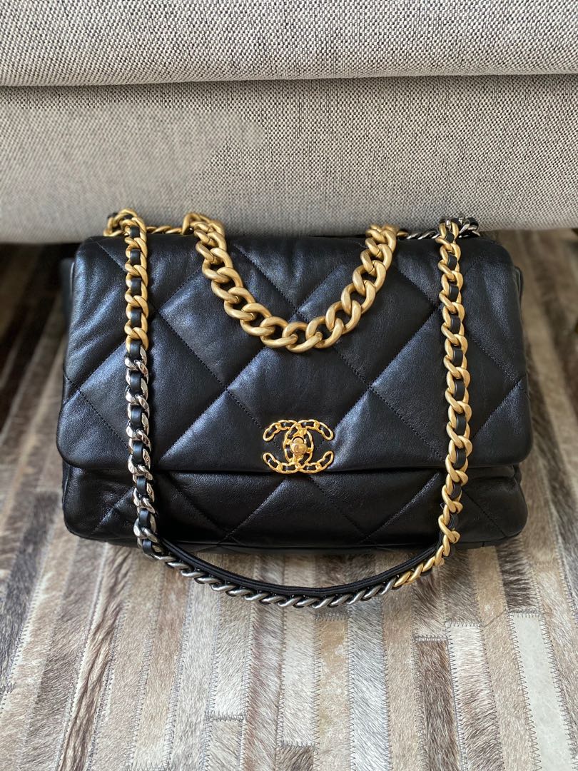 Chanel Classic Double Flap Bag Quilted Caviar Jumbo