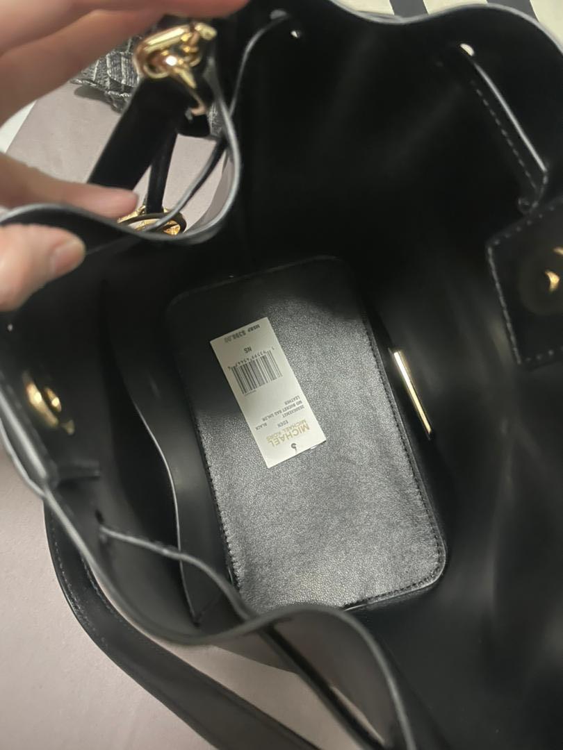 Michael Kors Eden MD Bucket Bag Leather