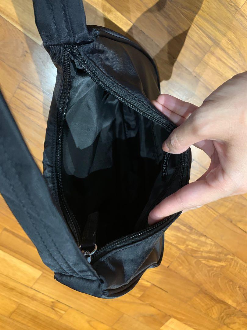 Monki black sales shoulder bag