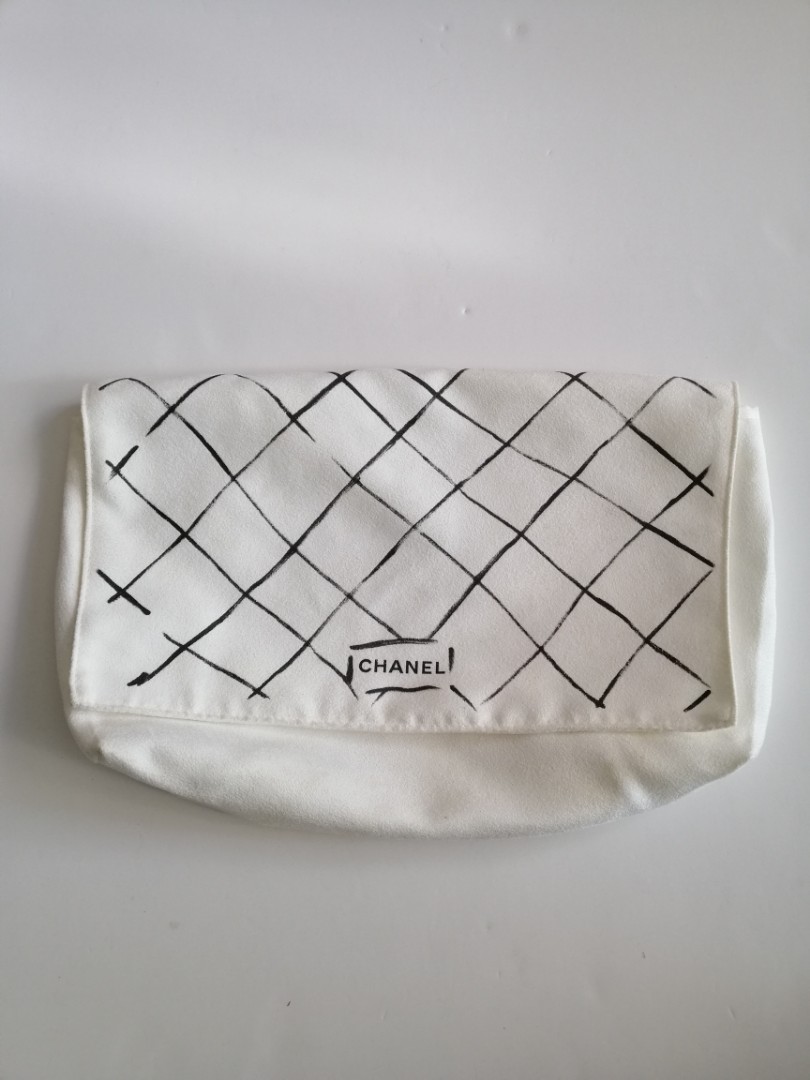 N11. Authentic Chanel White Flap Dustbag Chanel Dust Bag (Size : 32 x 16 cm  +-), Women's Fashion, Bags & Wallets, Purses & Pouches on Carousell