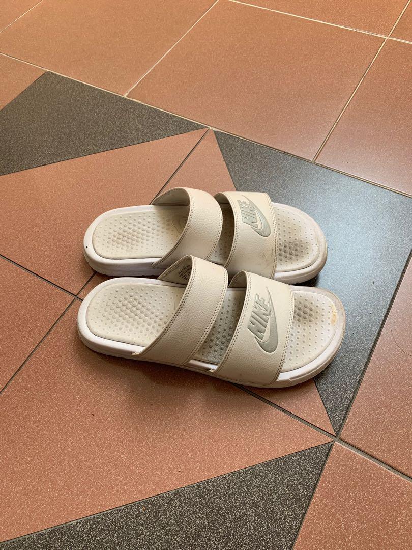 Nike Benassi Duo Slides White UK5.5