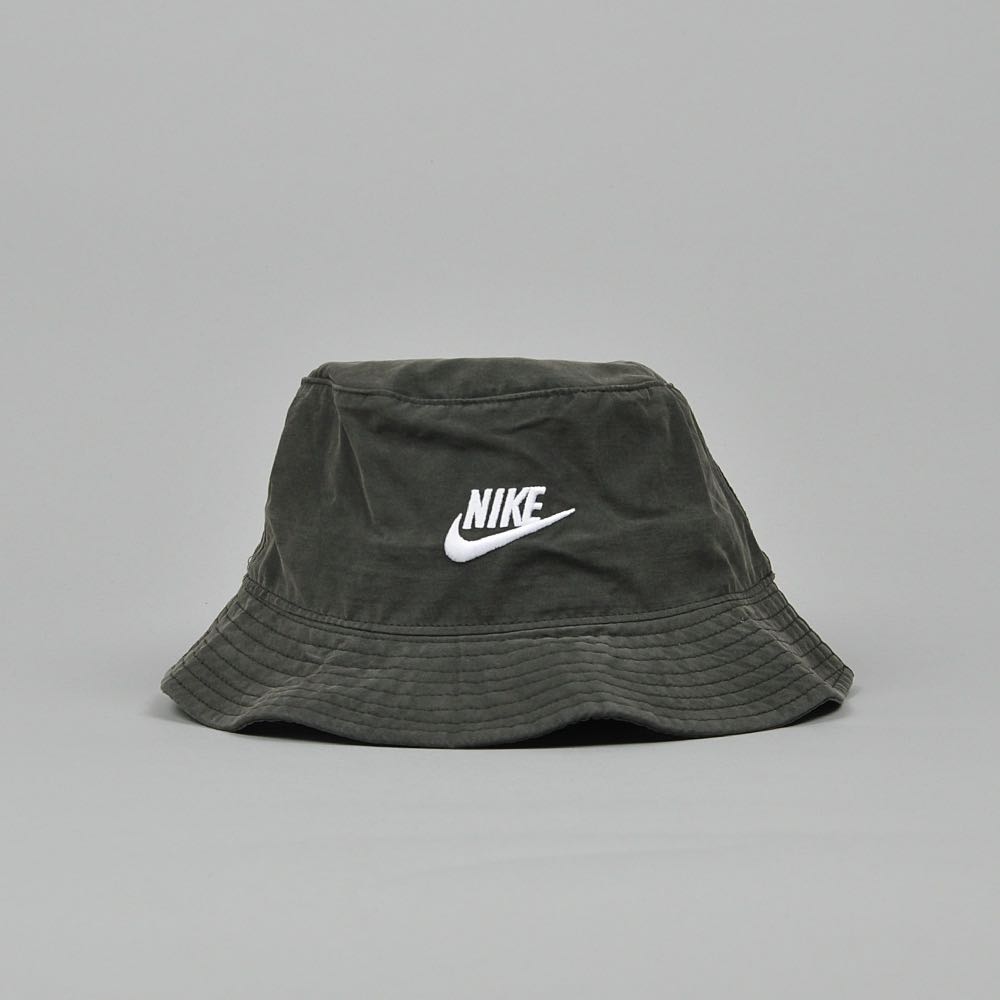 nike black washed bucket hat