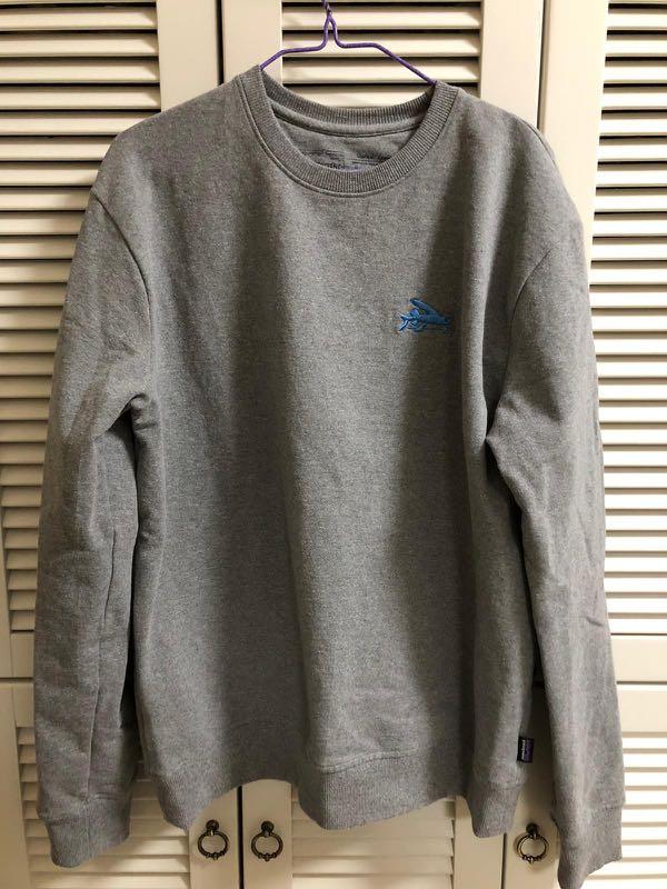 Patagonia small flying outlet fish uprisal crew sweatshirt