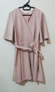 (Category: ) located in . Submitted by ts_closet (Listing ID 1072249998, Image 1). Description: .