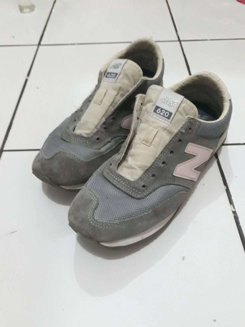 New balance 620 grey cheap pink