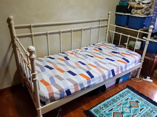 (Category: ) located in . Submitted by kttri (Listing ID 1072232077, Image 1). Description: .