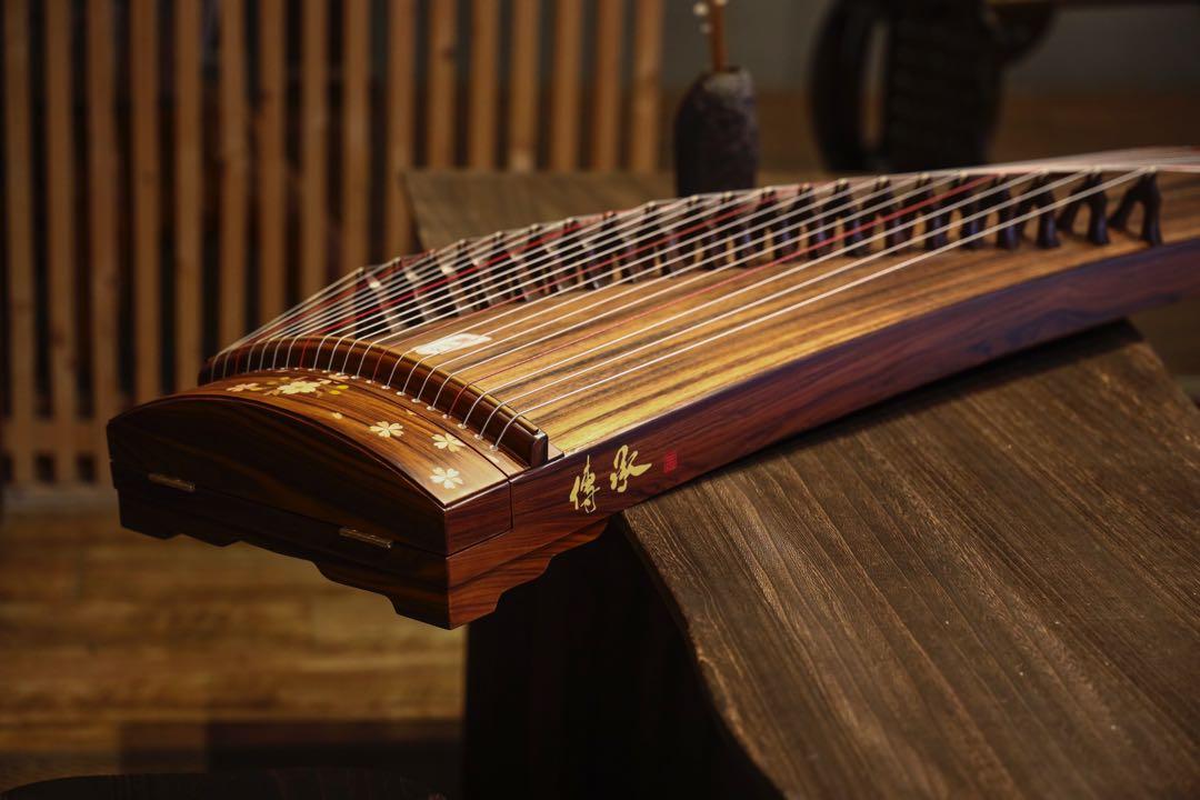 Small 1.3m Guzheng Japanese Design Cherry Blossom Guzheng, Hobbies