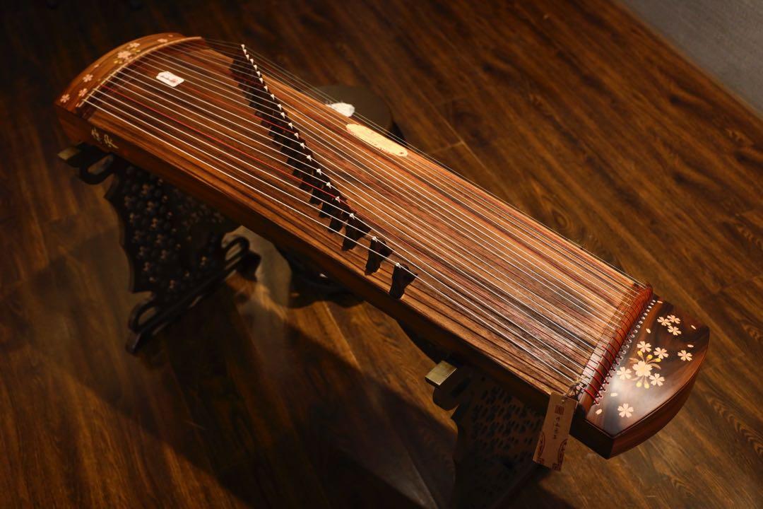 Small 1.3m Guzheng Japanese Design Cherry Blossom Guzheng, Hobbies