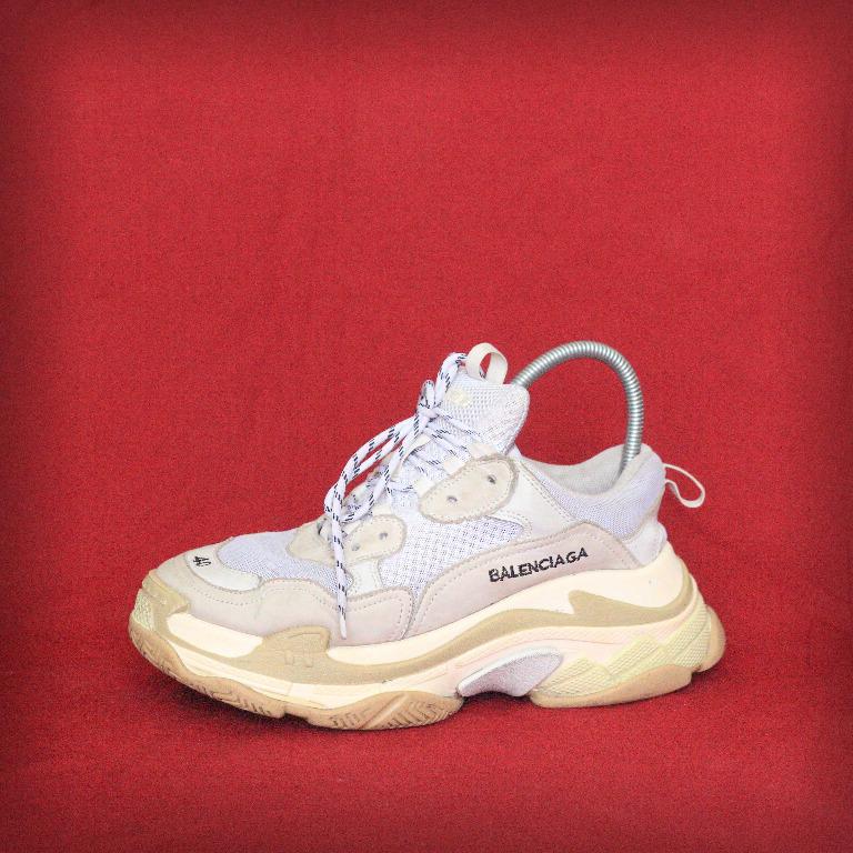 Balenciaga triple s murah outlet