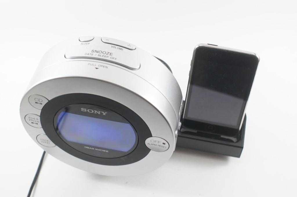 Sony Dream Machine ICFCD3iP CD Player Alarm Clock Radio w iPod Dock