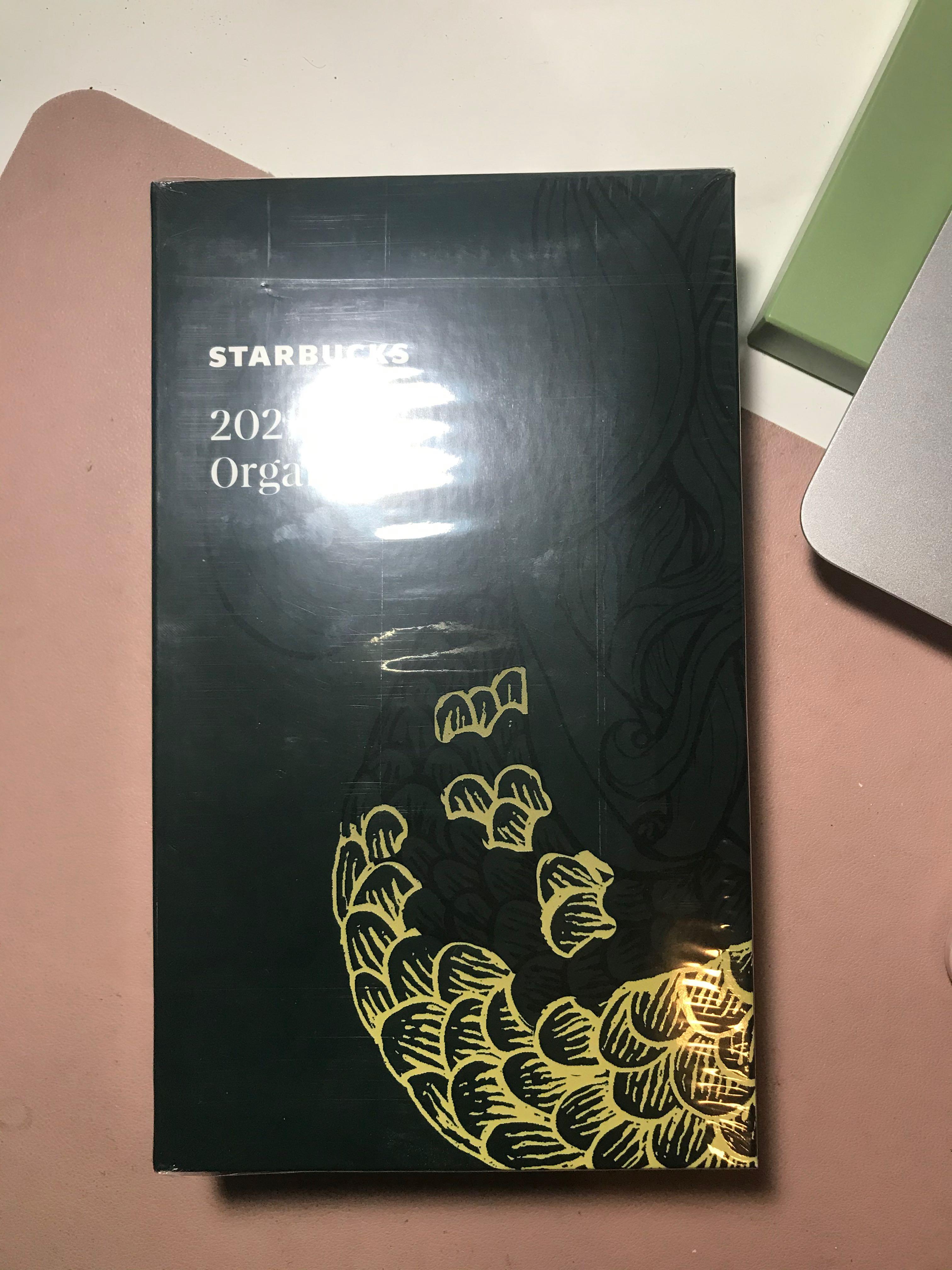 Starbucks 2021 Organizer Reserve BLACK (Category: Water Bottles & Tumblers) located in Quezon City. Submitted by wardrobebykeith (Listing ID 1072285811, Image 1). Description: Hard to find Brand new sealed Meet up: Fishermall QC.