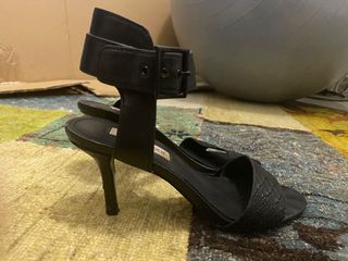 （分類：）位於 。 由 jadar12 提交（商品編號 1072236465，圖片 1）。簡介： 。