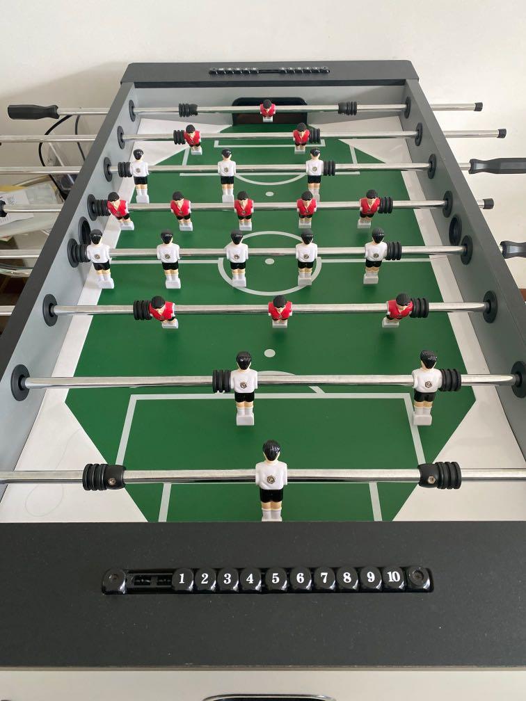 STRIKER 4ft Foosball / soccer table, Sports Equipment, Sports & Games