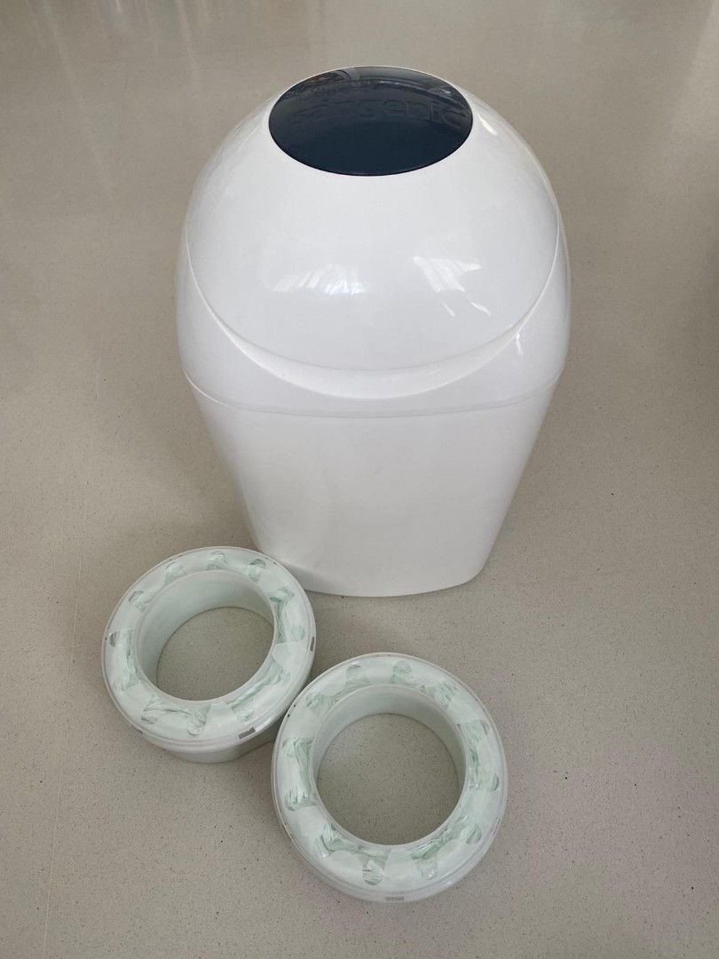 Tommee Tippee Sangenic Diaper Disposal System, Babies & Kids, Nursing