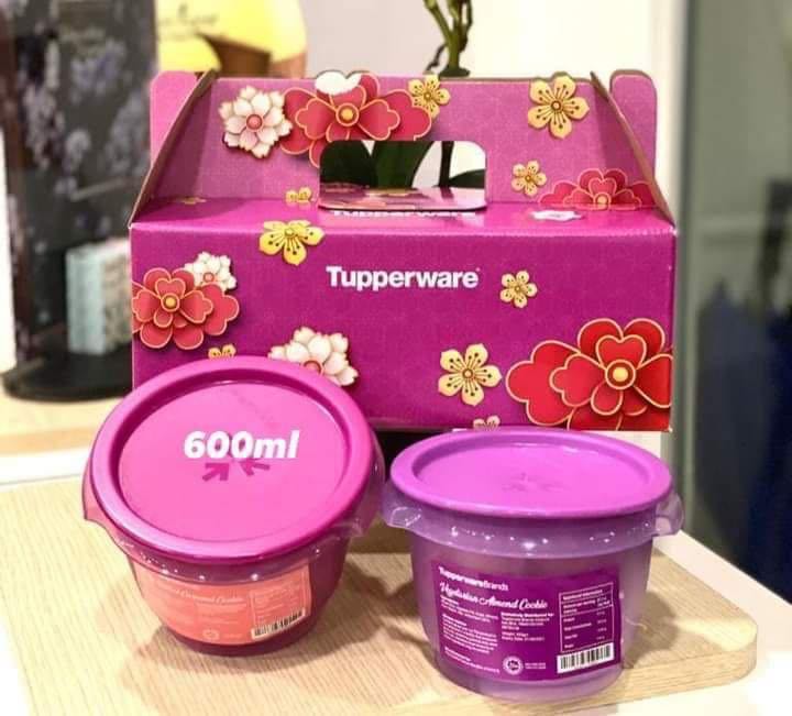 Tupperware cookies expired august 2021, Food & Drinks, Packaged