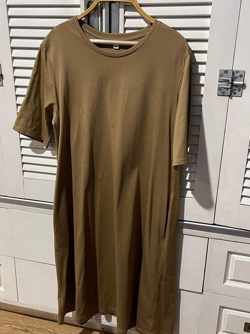 Uniqlo Casual Dress Women s Fashion Tops Blouses on Carousell