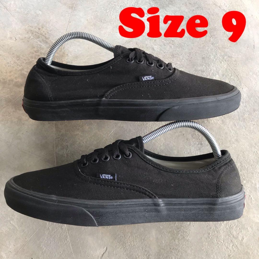 Vans Authentic kasut bundle Men s Fashion Footwear Sneakers on Carousell