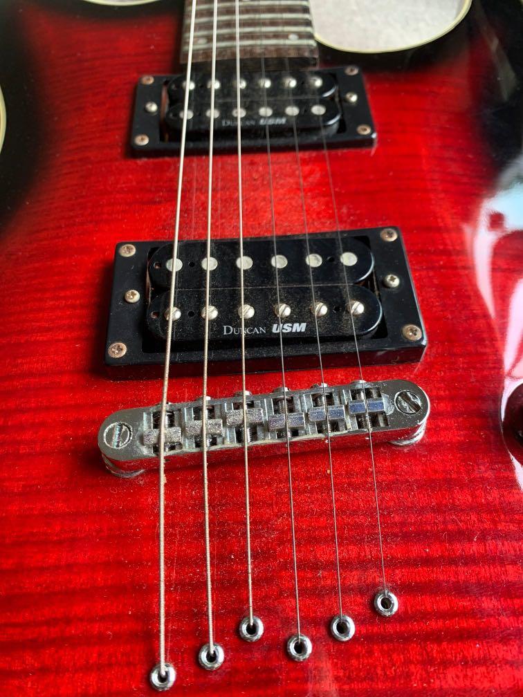 Washburn RX12 Electric Guitar w Strap & Bag, Hobbies & Toys, Music