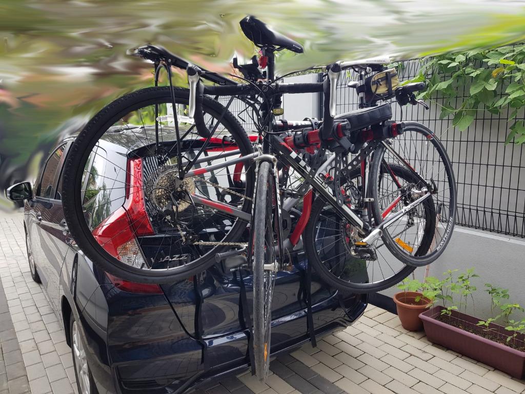 Yakima SuperJoe 3 Bike Rack for car