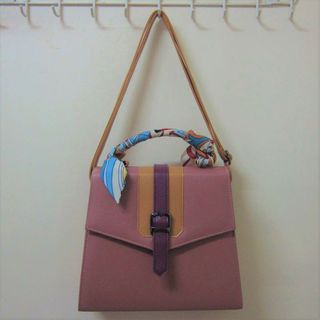 （分類：）位於 。 由 decluttering2020 提交（商品編號 1067260624，圖片 1）。簡介： 。