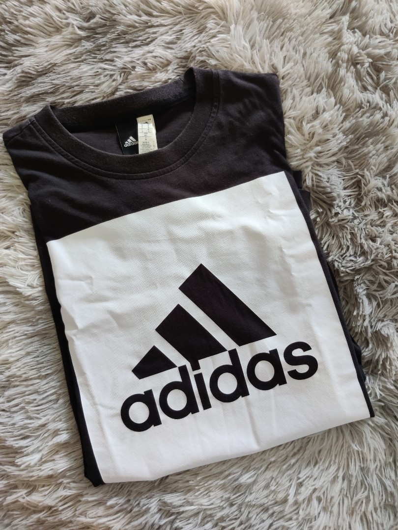 logo adidas black