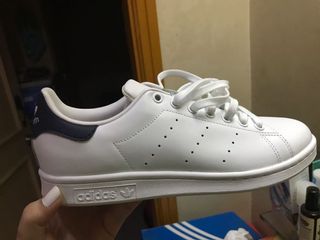 (Category: ) located in . Submitted by beccas.closet (Listing ID 1067298238, Image 1). Description: .