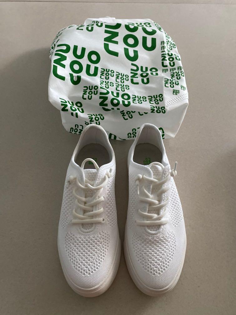 Walk discount brand shoes