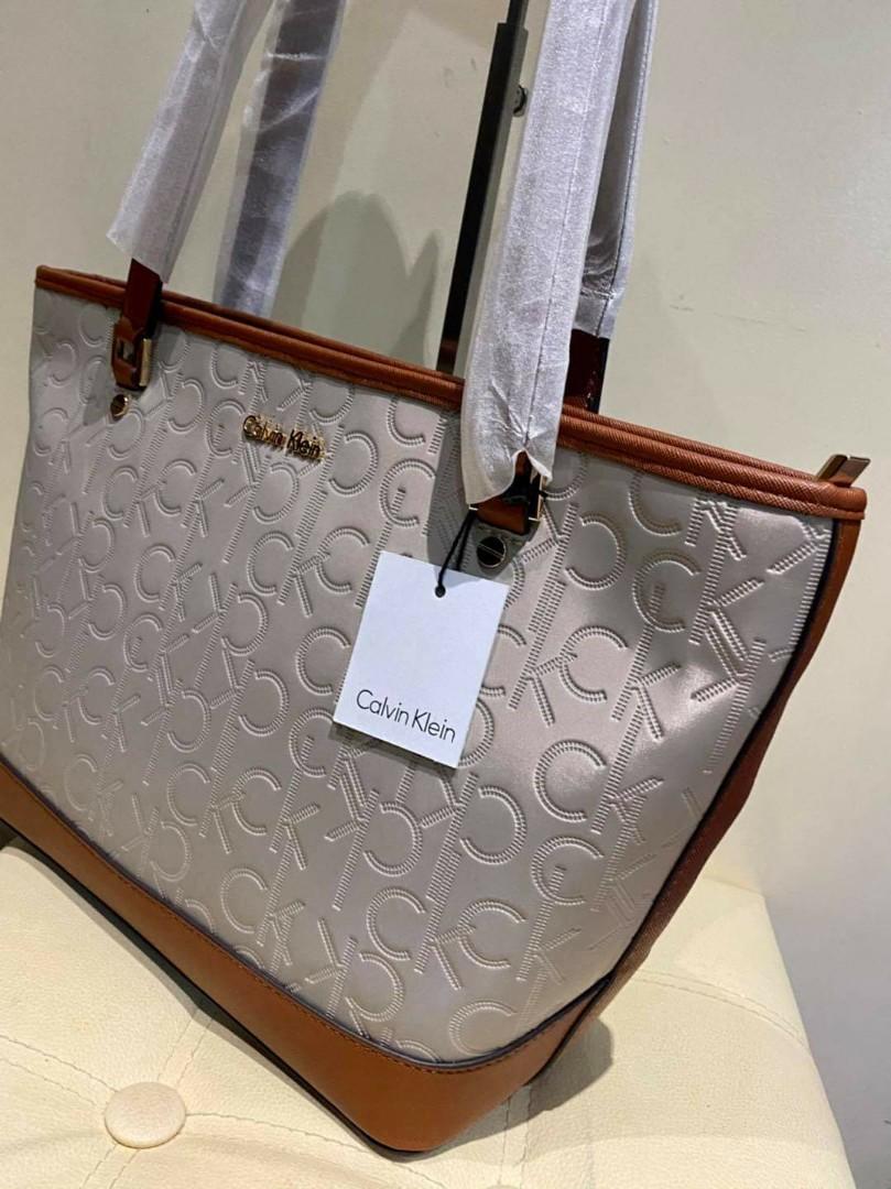 CK Tote Bag fr Dubai UAE🇦🇪, Women's Fashion, Bags & Wallets, Tote Bags on  Carousell