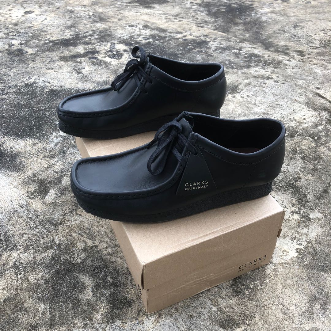 Kasut outlet clarks wallabees