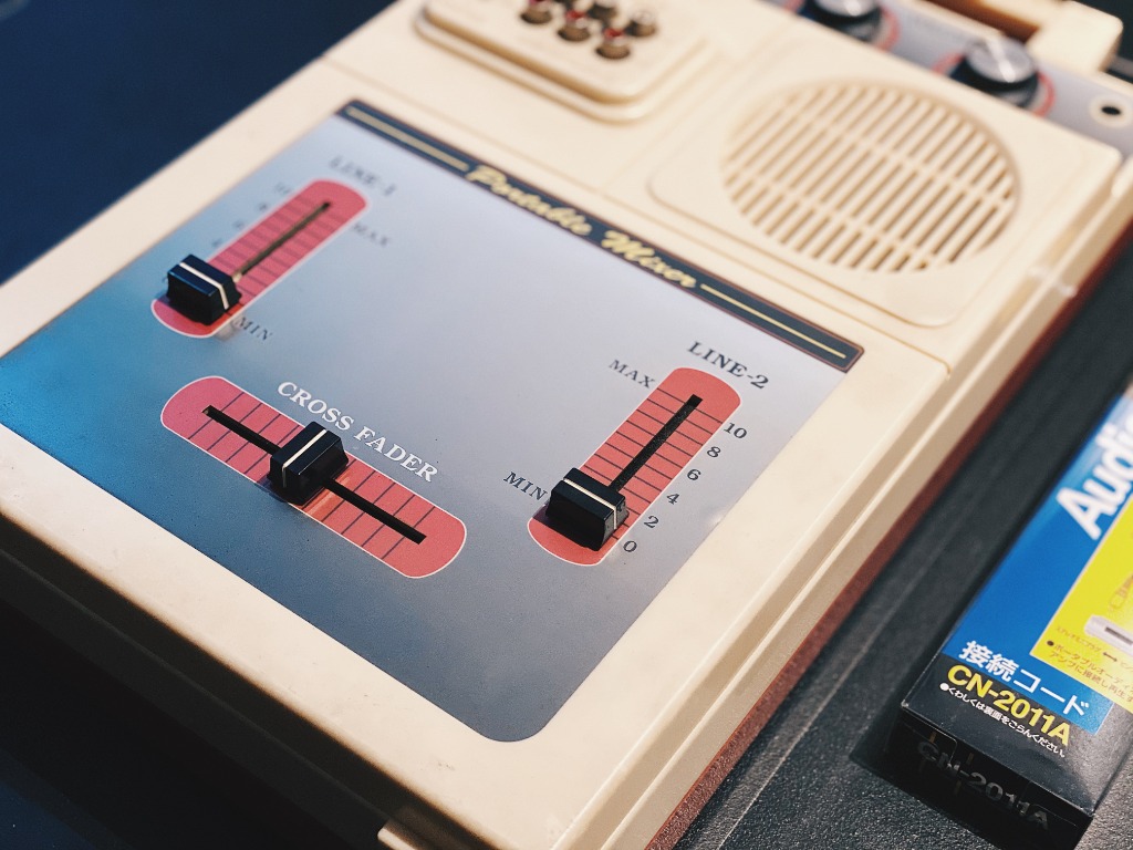 Columbia GMX-3 dj portable mixer rare retro, 興趣及遊戲, 音樂