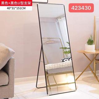 Full-length mirror
Size :162x 49x 8cm