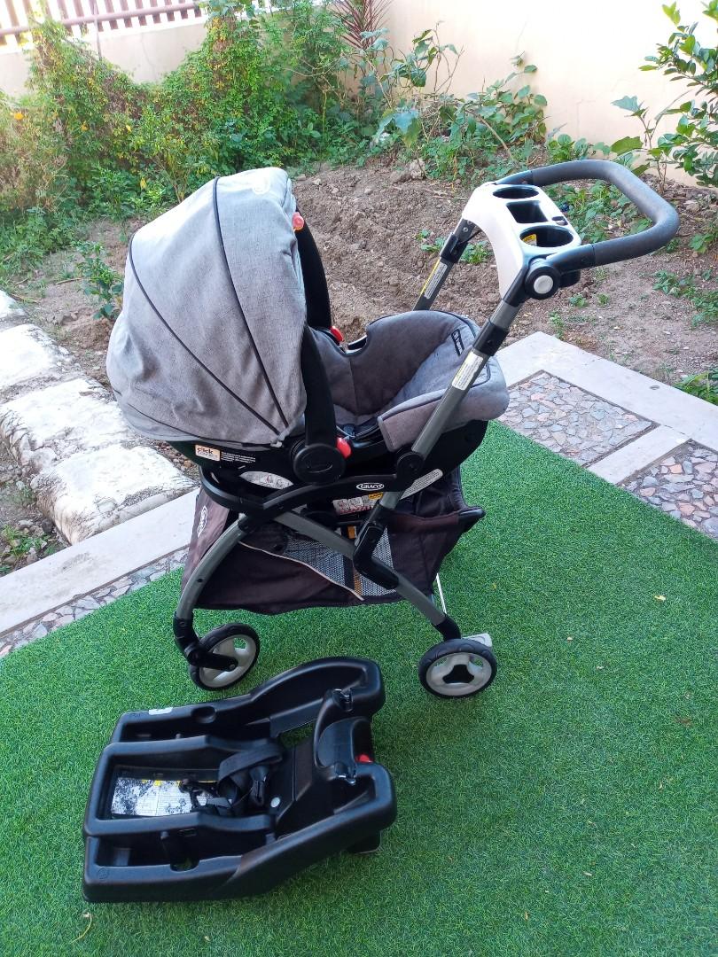 Graco Car Seat Stroller Snugride 35 Click Connect Babies Kids Strollers Bags Carriers On Carousell Infant car seat snaps into stroller child's tray for secure attachment use secondary attachment lock to secure infant car seat to stroller. carousell