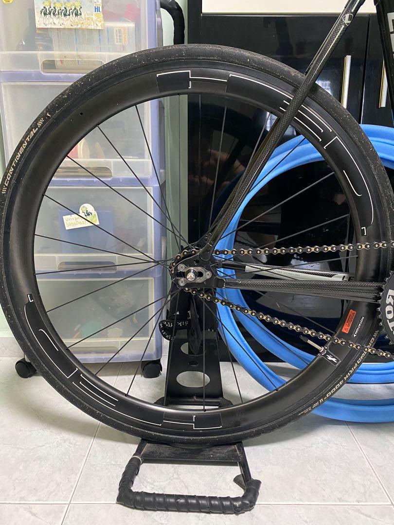アドバンレーシングTC-4でストリート&サーキットの目立ち度120%に